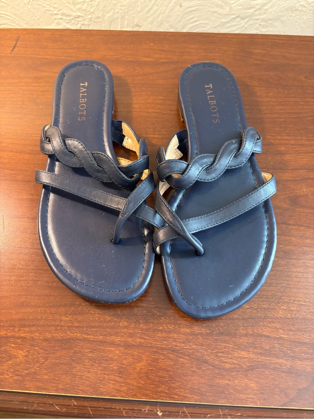 Euc Talbots leather sandals, size 7